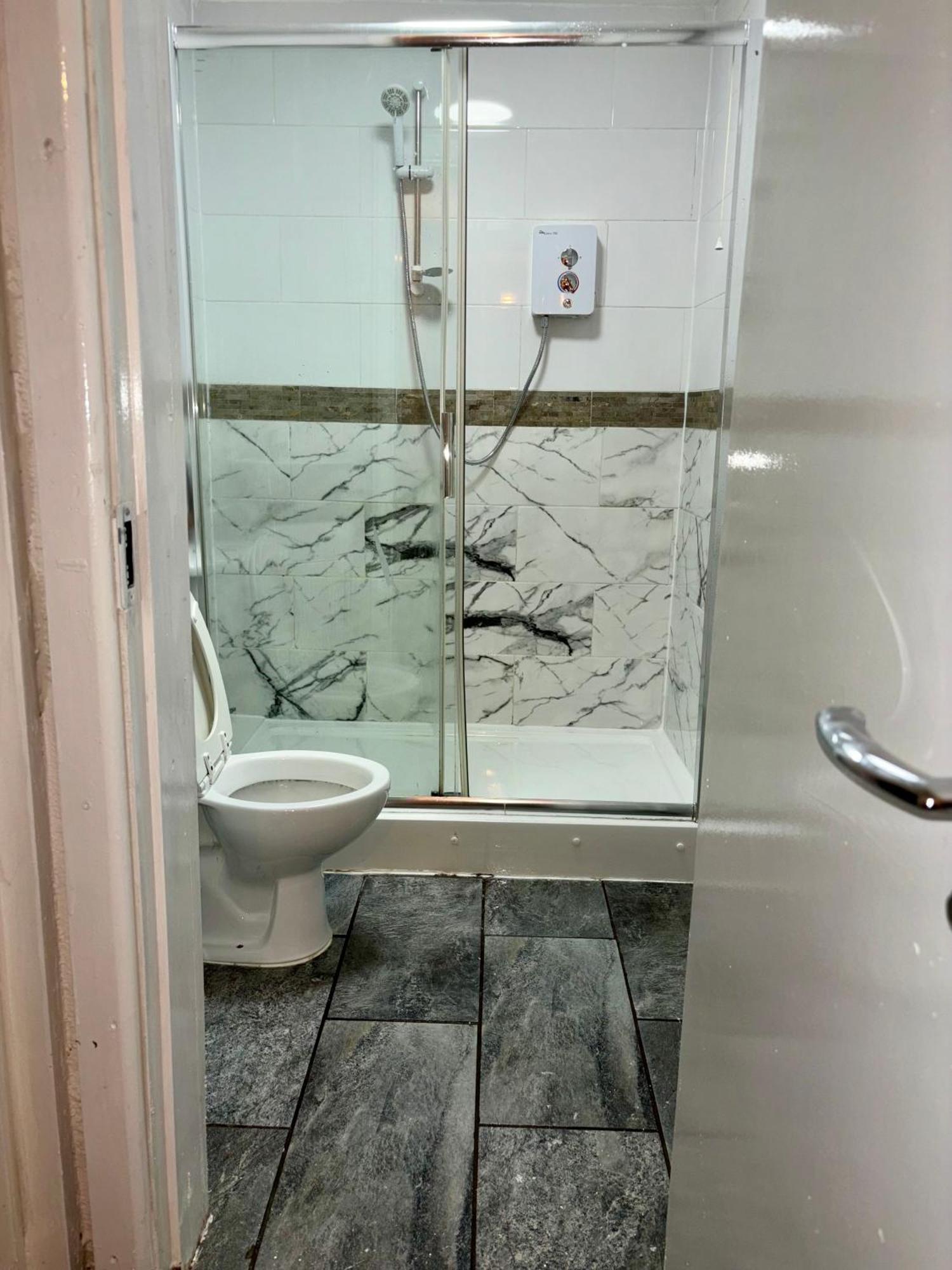 Stainless Guests House Hotel Dudley Kültér fotó